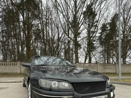 Черный Опель Омега, объемом двигателя 2.5 л и пробегом 275 тыс. км за 2500 $, фото 1 на Automoto.ua