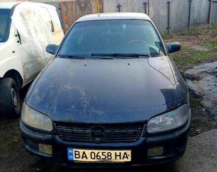 Черный Опель Омега, объемом двигателя 2 л и пробегом 1 тыс. км за 1400 $, фото 1 на Automoto.ua