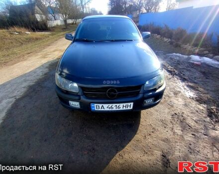 Черный Опель Омега, объемом двигателя 2 л и пробегом 327 тыс. км за 2200 $, фото 1 на Automoto.ua