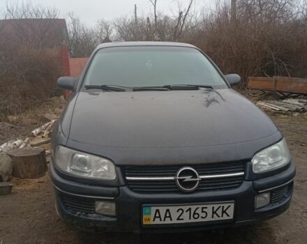 Черный Опель Омега, объемом двигателя 2 л и пробегом 350 тыс. км за 2300 $, фото 1 на Automoto.ua