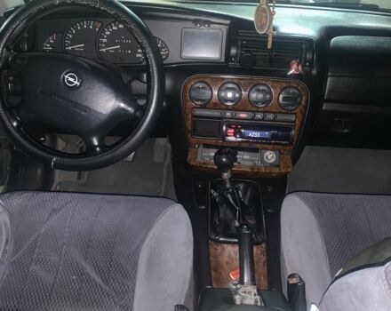 Черный Опель Омега, объемом двигателя 2 л и пробегом 311 тыс. км за 2300 $, фото 1 на Automoto.ua