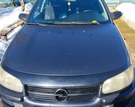 Черный Опель Омега, объемом двигателя 2.5 л и пробегом 300 тыс. км за 920 $, фото 1 на Automoto.ua