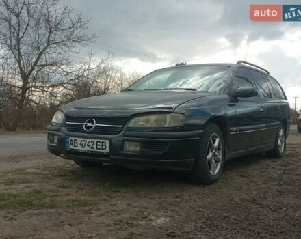 Черный Опель Омега, объемом двигателя 2 л и пробегом 286 тыс. км за 1700 $, фото 1 на Automoto.ua