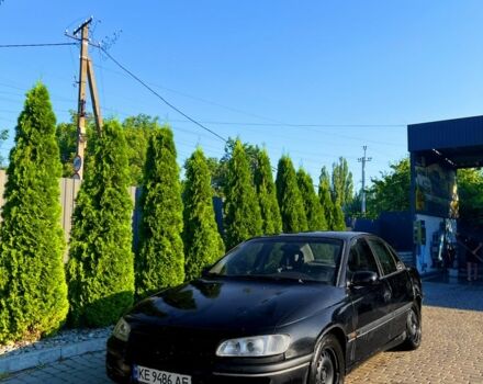 Чорний Опель Омега, об'ємом двигуна 2 л та пробігом 530 тис. км за 2200 $, фото 1 на Automoto.ua