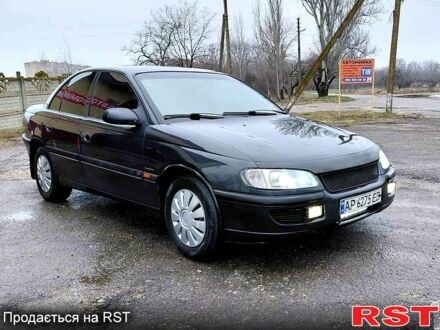 Черный Опель Омега, объемом двигателя 2 л и пробегом 300 тыс. км за 1850 $, фото 1 на Automoto.ua