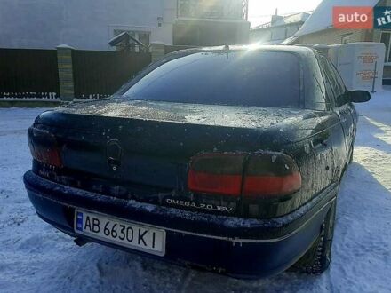 Черный Опель Омега, объемом двигателя 2 л и пробегом 500 тыс. км за 1300 $, фото 1 на Automoto.ua