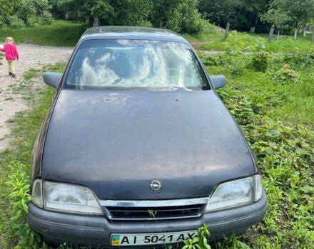 Чорний Опель Омега, об'ємом двигуна 2 л та пробігом 200 тис. км за 700 $, фото 1 на Automoto.ua