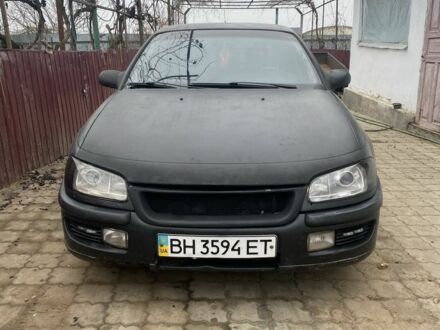 Черный Опель Омега, объемом двигателя 2 л и пробегом 300 тыс. км за 2100 $, фото 1 на Automoto.ua