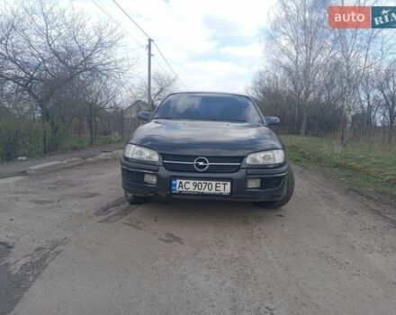 Черный Опель Омега, объемом двигателя 2 л и пробегом 500 тыс. км за 1750 $, фото 1 на Automoto.ua