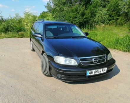Черный Опель Омега, объемом двигателя 2.5 л и пробегом 340 тыс. км за 5100 $, фото 1 на Automoto.ua