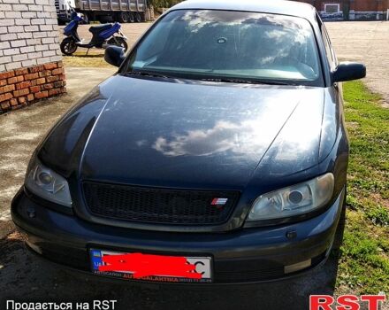 Черный Опель Омега, объемом двигателя 2.5 л и пробегом 300 тыс. км за 3400 $, фото 1 на Automoto.ua