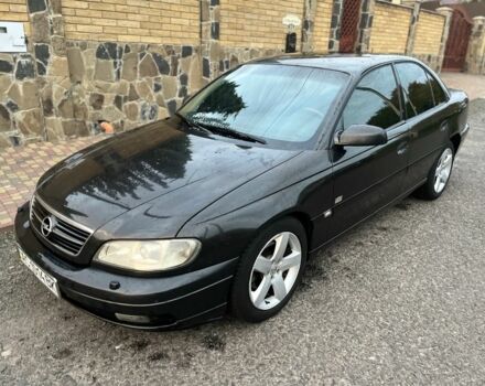 Опель Омега 2001 у Луцьку на Automoto.ua Чорний Опель Омега, об'ємом двигуна 2.2 л та пробігом 300 тис. км за 2700 $, фото 1 на Automoto.ua