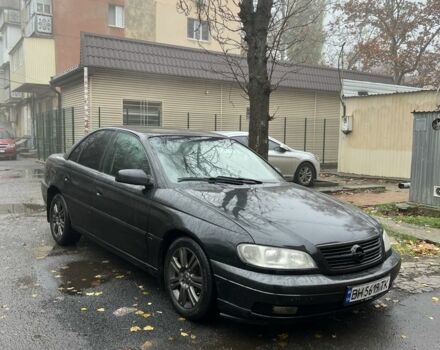 Черный Опель Омега, объемом двигателя 2.2 л и пробегом 222 тыс. км за 2999 $, фото 1 на Automoto.ua