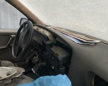 Фіолетовий Опель Омега, об'ємом двигуна 1.8 л та пробігом 50 тис. км за 350 $, фото 5 на Automoto.ua