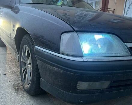 Фиолетовый Опель Омега, объемом двигателя 2 л и пробегом 300 тыс. км за 2200 $, фото 3 на Automoto.ua