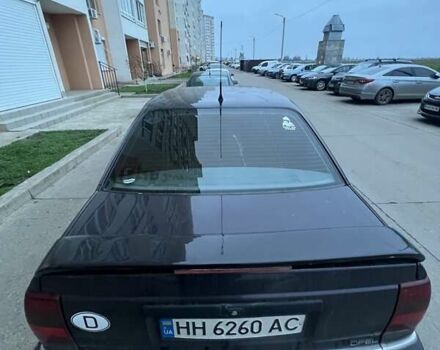 Фиолетовый Опель Омега, объемом двигателя 2 л и пробегом 300 тыс. км за 2200 $, фото 5 на Automoto.ua