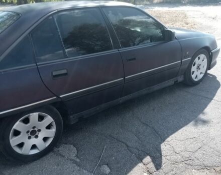 Фіолетовий Опель Омега, об'ємом двигуна 2 л та пробігом 400 тис. км за 1750 $, фото 2 на Automoto.ua