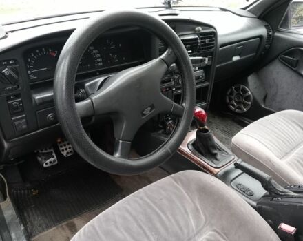 Фиолетовый Опель Омега, объемом двигателя 2.6 л и пробегом 450 тыс. км за 834 $, фото 4 на Automoto.ua