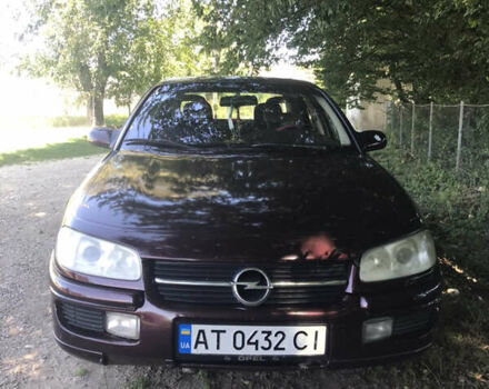 Фиолетовый Опель Омега, объемом двигателя 2.5 л и пробегом 300 тыс. км за 1900 $, фото 1 на Automoto.ua