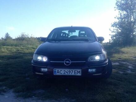 Фиолетовый Опель Омега, объемом двигателя 2 л и пробегом 370 тыс. км за 1100 $, фото 1 на Automoto.ua