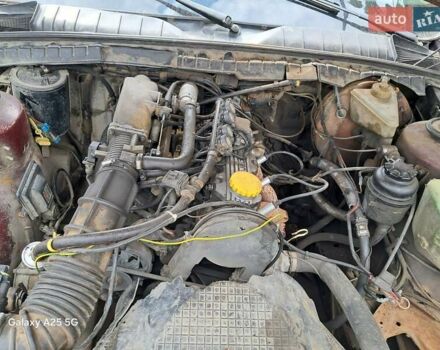 Коричневый Опель Омега, объемом двигателя 2 л и пробегом 329 тыс. км за 650 $, фото 6 на Automoto.ua