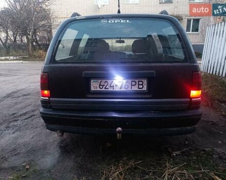 Коричневый Опель Омега, объемом двигателя 1.8 л и пробегом 463 тыс. км за 700 $, фото 3 на Automoto.ua
