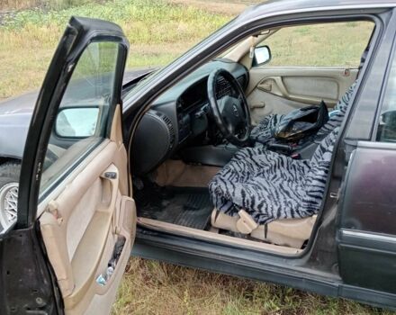 Коричневый Опель Омега, объемом двигателя 2 л и пробегом 280 тыс. км за 1000 $, фото 4 на Automoto.ua