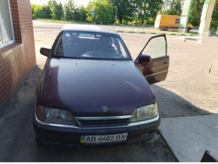 Коричневый Опель Омега, объемом двигателя 2 л и пробегом 100 тыс. км за 800 $, фото 1 на Automoto.ua