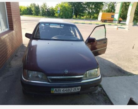 Опель Омега 1993 в Жмеренке на Automoto.ua Коричневый Опель Омега, объемом двигателя 2 л и пробегом 100 тыс. км за 800 $, фото 1 на Automoto.ua