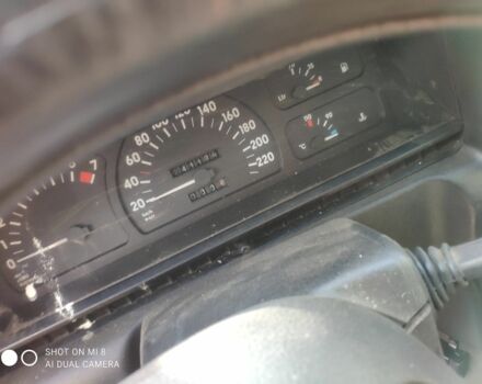 Красный Опель Омега, объемом двигателя 2 л и пробегом 250 тыс. км за 400 $, фото 6 на Automoto.ua