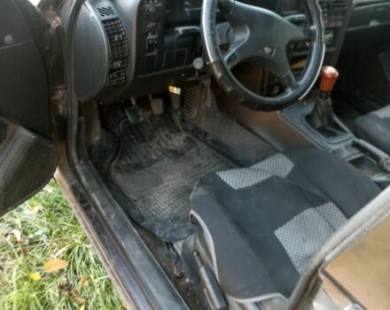 Красный Опель Омега, объемом двигателя 2 л и пробегом 100 тыс. км за 500 $, фото 1 на Automoto.ua