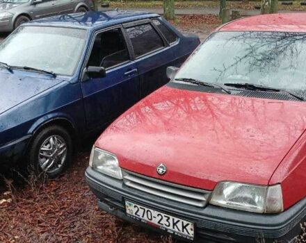 Красный Опель Омега, объемом двигателя 1.5 л и пробегом 10 тыс. км за 1300 $, фото 5 на Automoto.ua