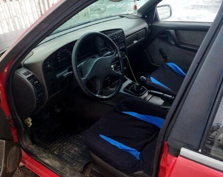 Красный Опель Омега, объемом двигателя 1.8 л и пробегом 0 тыс. км за 1350 $, фото 3 на Automoto.ua