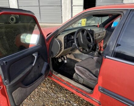 Червоний Опель Омега, об'ємом двигуна 1.8 л та пробігом 300 тис. км за 400 $, фото 3 на Automoto.ua