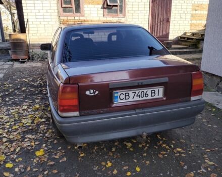Красный Опель Омега, объемом двигателя 2 л и пробегом 400 тыс. км за 1691 $, фото 3 на Automoto.ua