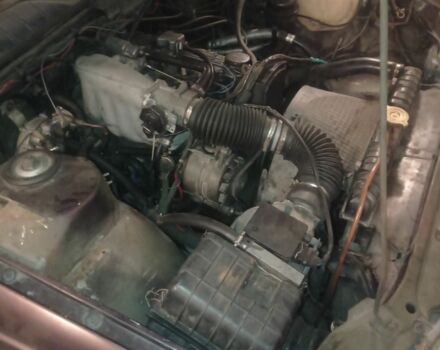 Красный Опель Омега, объемом двигателя 2 л и пробегом 100 тыс. км за 357 $, фото 4 на Automoto.ua