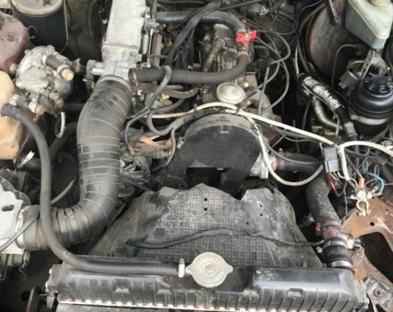 Красный Опель Омега, объемом двигателя 2 л и пробегом 343 тыс. км за 2000 $, фото 8 на Automoto.ua