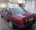 Красный Опель Омега, объемом двигателя 2 л и пробегом 333 тыс. км за 996 $, фото 6 на Automoto.ua