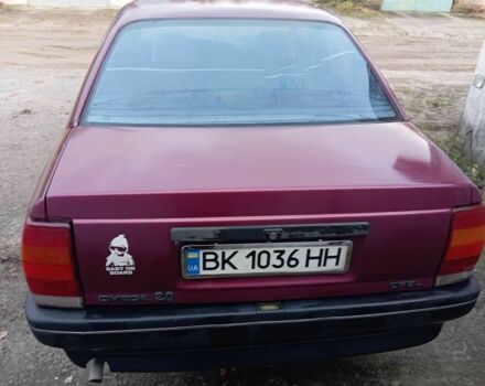Красный Опель Омега, объемом двигателя 2 л и пробегом 333 тыс. км за 996 $, фото 3 на Automoto.ua