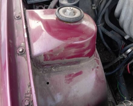 Красный Опель Омега, объемом двигателя 2 л и пробегом 333 тыс. км за 996 $, фото 18 на Automoto.ua