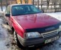 Червоний Опель Омега, об'ємом двигуна 1.8 л та пробігом 500 тис. км за 799 $, фото 1 на Automoto.ua