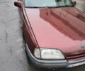 Красный Опель Омега, объемом двигателя 2 л и пробегом 40 тыс. км за 1300 $, фото 1 на Automoto.ua