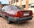 Красный Опель Омега, объемом двигателя 2 л и пробегом 300 тыс. км за 583 $, фото 2 на Automoto.ua