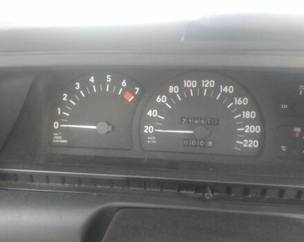 Красный Опель Омега, объемом двигателя 2 л и пробегом 218 тыс. км за 952 $, фото 4 на Automoto.ua