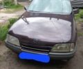Червоний Опель Омега, об'ємом двигуна 2 л та пробігом 296 тис. км за 942 $, фото 1 на Automoto.ua