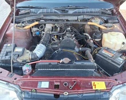 Червоний Опель Омега, об'ємом двигуна 2 л та пробігом 384 тис. км за 1250 $, фото 32 на Automoto.ua