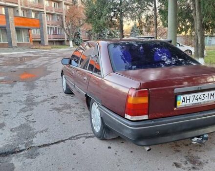 Червоний Опель Омега, об'ємом двигуна 2 л та пробігом 384 тис. км за 1250 $, фото 2 на Automoto.ua