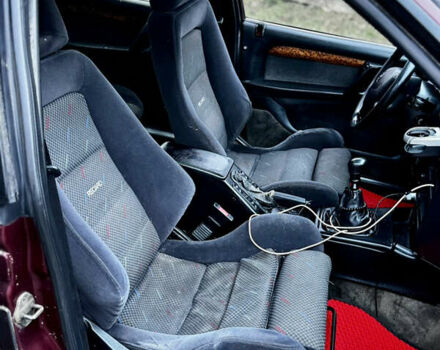 Красный Опель Омега, объемом двигателя 2 л и пробегом 350 тыс. км за 1099 $, фото 9 на Automoto.ua