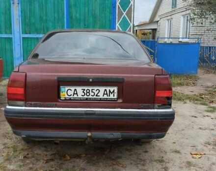 Опель Омега 1991 в Житомире на Automoto.ua Красный Опель Омега, объемом двигателя 2.6 л и пробегом 200 тыс. км за 1100 $, фото 2 на Automoto.ua