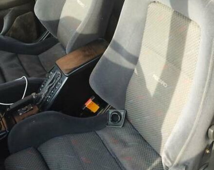 Красный Опель Омега, объемом двигателя 2 л и пробегом 350 тыс. км за 999 $, фото 3 на Automoto.ua